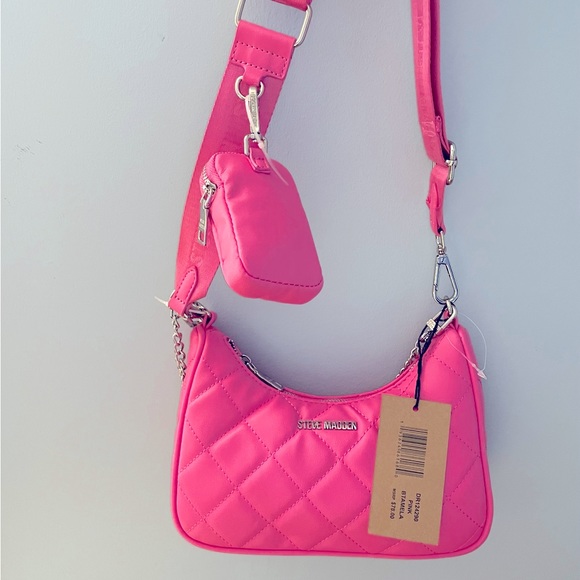 NWT Steve Madden Pink Quilt Btamela Bag w. Air Pod Case - Picture 2 of 3